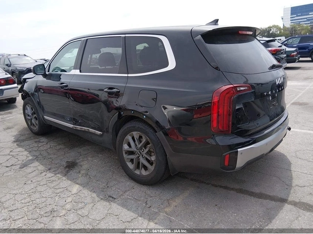 Kia Telluride LX - автомобили, коли, обяви за нови и употребявани 3