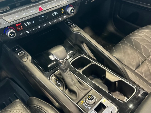 Kia Telluride X-Line AWD - автомобили, коли, обяви за нови и употребявани 12