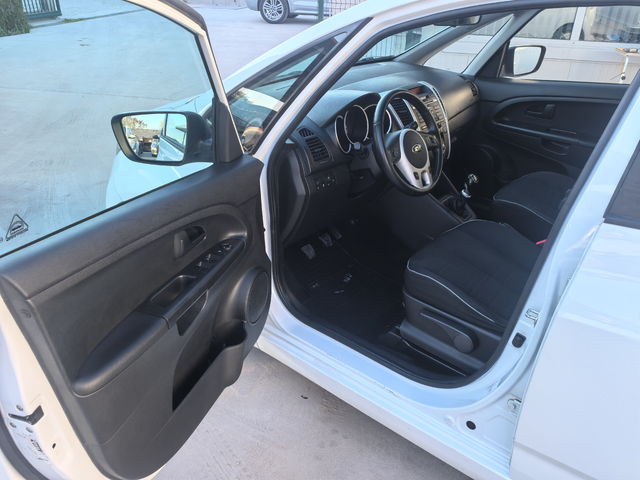 Kia Venga 1.4 Activ / LPG - автомобили, коли, обяви за нови и употребявани 6