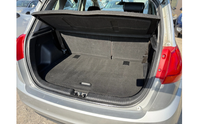 Kia Venga 1.4i ГАЗ - автомобили, коли, обяви за нови и употребявани 10