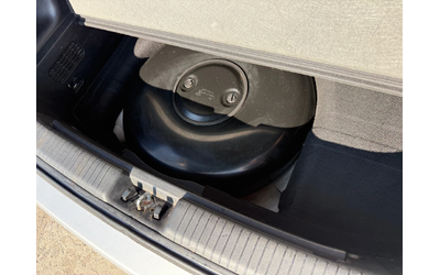 Kia Venga 1.4i ГАЗ - автомобили, коли, обяви за нови и употребявани 11