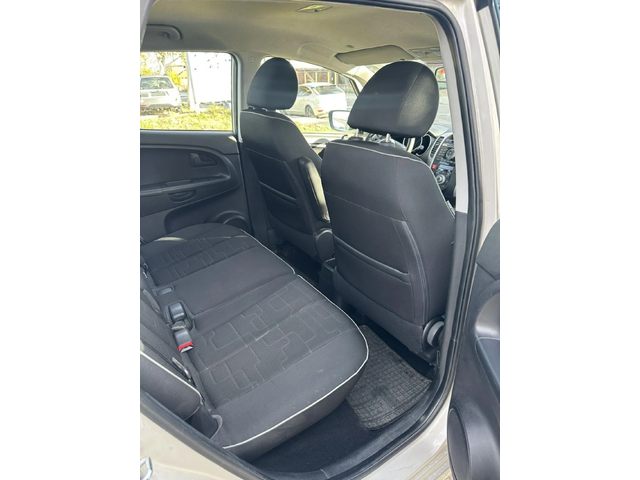 Kia Venga - автомобили, коли, обяви за нови и употребявани 12