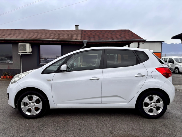 Kia Venga - автомобили, коли, обяви за нови и употребявани 4