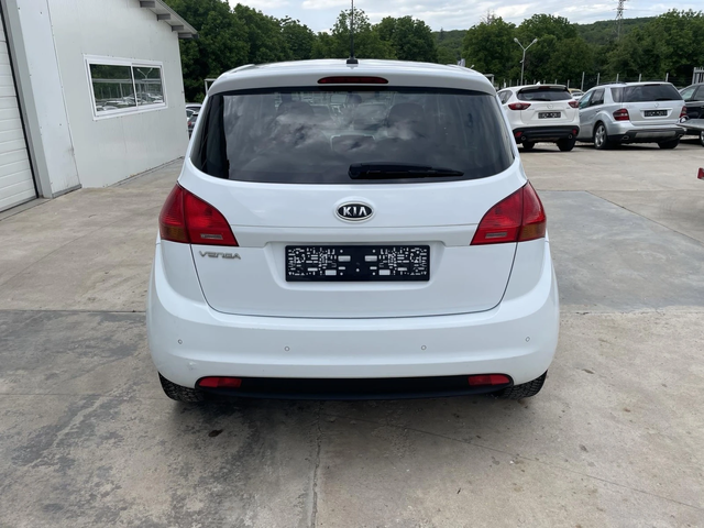 Kia Venga 1.4i 16V* GPL* UNIKAT* - автомобили, коли, обяви за нови и употребявани 6