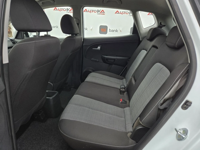 Kia Venga 1.4CRDI-90кс= 6СК= FACELIFT= 146.000km= СЕРВ.ИСТОР - автомобили, коли, обяви за нови и употребявани 8