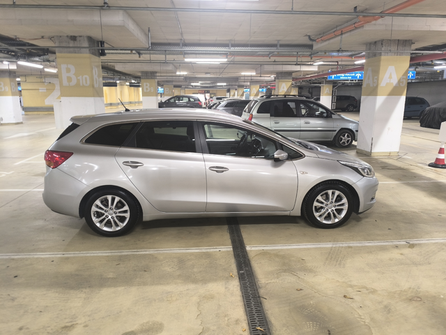 Kia XCeed 1.6 crdi 2015г. КАМЕРА - автомобили, коли, обяви за нови и употребявани 1