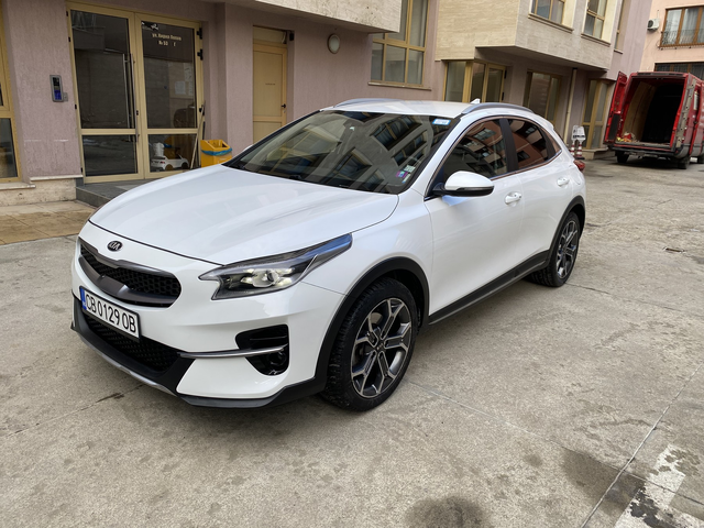 Kia XCeed 1.6 CRDI/ MHEV / Design / DCT7 - автомобили, коли, обяви за нови и употребявани 0