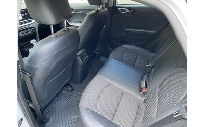 Kia XCeed 1.6 CRDI/ MHEV / Design / DCT7 - автомобили, коли, обяви за нови и употребявани 11