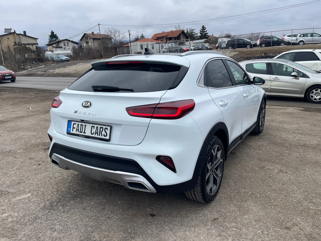 Kia XCeed ТОП!28000КМ  ПАНОРАМА , ЛИЗИНГ!!!! - автомобили, коли, обяви за нови и употребявани 5