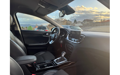 Kia XCeed 1.5 - автомобили, коли, обяви за нови и употребявани 11