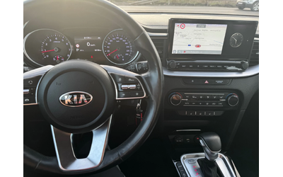 Kia XCeed 1.5 - автомобили, коли, обяви за нови и употребявани 9