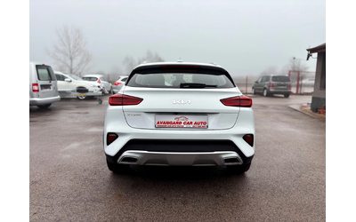 Kia XCeed Hybrid - автомобили, коли, обяви за нови и употребявани 7