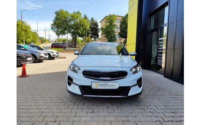 Kia xCeed SUV 141к.с. Plug-In Hybrid - автомобили, коли, обяви за нови и употребявани 1
