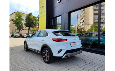 Kia xCeed SUV 141к.с. Plug-In Hybrid - автомобили, коли, обяви за нови и употребявани 5