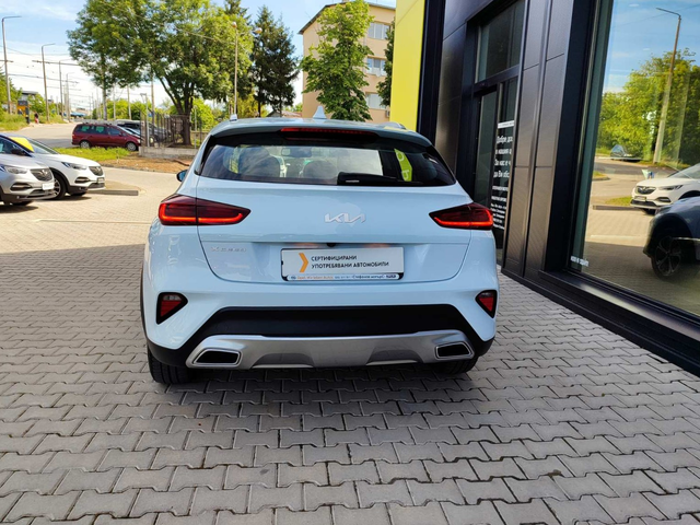 Kia xCeed SUV 141к.с. Plug-In Hybrid - автомобили, коли, обяви за нови и употребявани 6