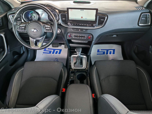 Kia xCeed SUV 141к.с. Plug-In Hybrid - автомобили, коли, обяви за нови и употребявани 10