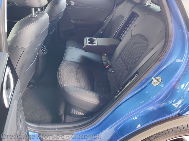 Kia xCeed SUV 141к.с. Plug-In Hybrid - автомобили, коли, обяви за нови и употребявани 12