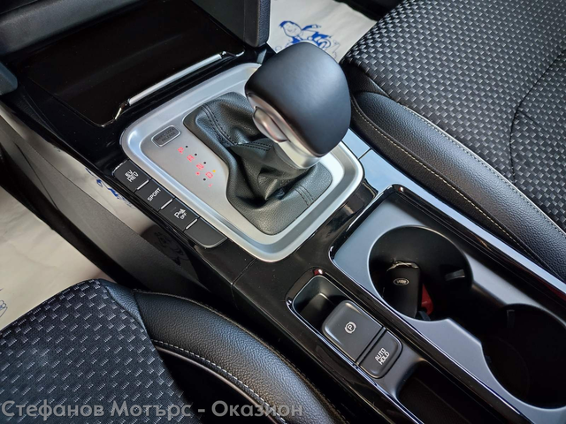 Kia xCeed SUV 141к.с. Plug-In Hybrid - автомобили, коли, обяви за нови и употребявани 13