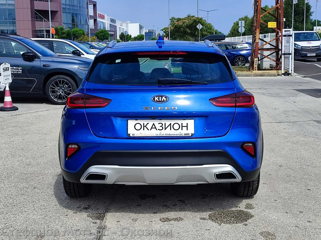Kia xCeed SUV 141к.с. Plug-In Hybrid - автомобили, коли, обяви за нови и употребявани 6