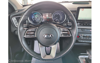 Kia xCeed SUV 141к.с. Plug-In Hybrid - автомобили, коли, обяви за нови и употребявани 8