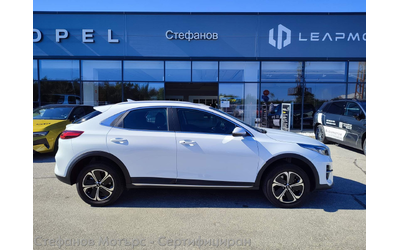 kia-xceed-suv-141k-s-plug-in-hybrid - 4