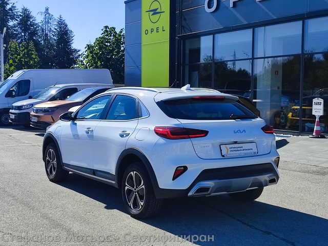 Kia xCeed SUV 141к.с. Plug-In Hybrid - автомобили, коли, обяви за нови и употребявани 7