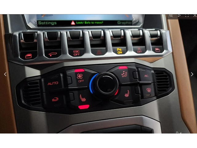 Lamborghini Aventador LP700-4 - автомобили, коли, обяви за нови и употребявани 13
