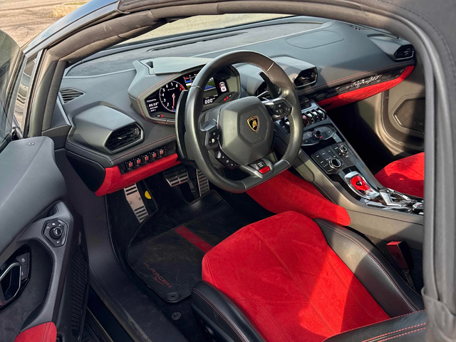 Lamborghini Huracan 5.2L 10cyl 4WD - автомобили, коли, обяви за нови и употребявани 4