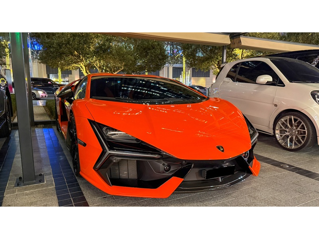 LAMBORGHINI Revuelto Revuelto 6.5 V12 HPEV 4WD - автомобили, коли, обяви за нови и употребявани 4