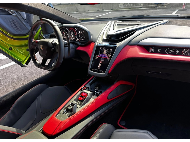 LAMBORGHINI Revuelto Revuelto 6.5 V12 HPEV 4WD - автомобили, коли, обяви за нови и употребявани 12