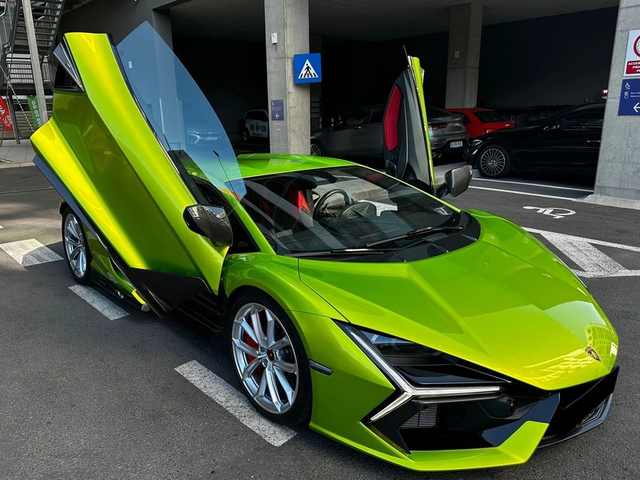 LAMBORGHINI Revuelto Revuelto 6.5 V12 HPEV 4WD - автомобили, коли, обяви за нови и употребявани 5