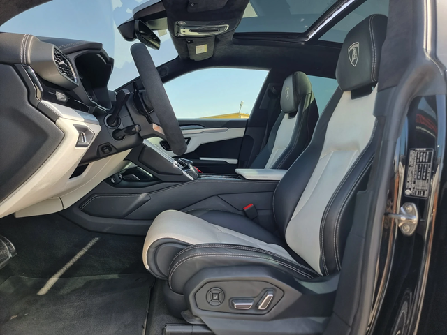 Lamborghini Urus /B&O/Distronic/Alcantara/ - автомобили, коли, обяви за нови и употребявани 8