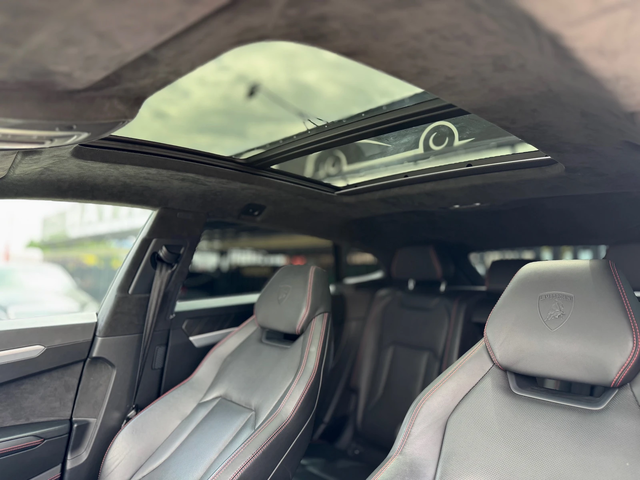 Lamborghini Urus Aero Pack= Carbon Ceramic= Bang&Olufsen= Panorama= - автомобили, коли, обяви за нови и употребявани 13