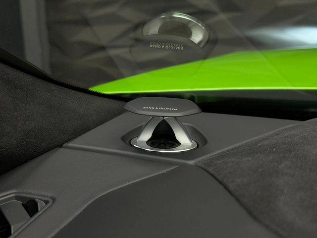 Lamborghini Urus Pearl Capsule* ГАРАНЦИЯ* 3D B&O* Vent* - автомобили, коли, обяви за нови и употребявани 13