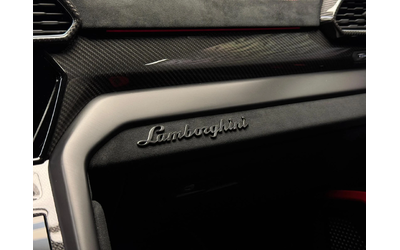 Lamborghini Urus Performante Exterior Carbon 3D B&O Sound System - автомобили, коли, обяви за нови и употребявани 14