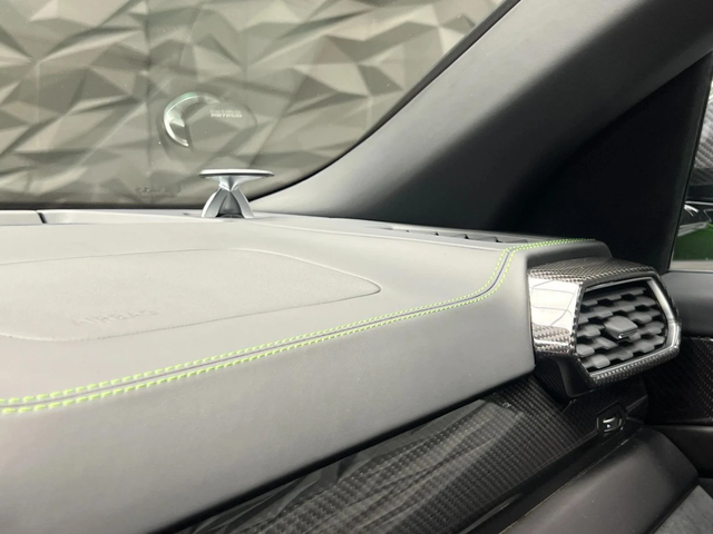 Lamborghini Urus Perfomante * CARBON* - автомобили, коли, обяви за нови и употребявани 12