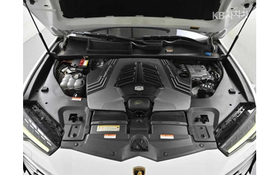 Lamborghini Urus 4.0 V8 ФИНАНСИРАНЕ - автомобили, коли, обяви за нови и употребявани 15