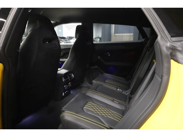 Lamborghini Urus PERFORMANTE* CARBON* CERAMIC* AKRAPOVIC* 23"* - автомобили, коли, обяви за нови и употребявани 16