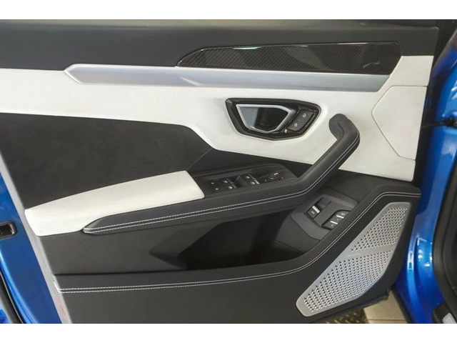 Lamborghini Urus - автомобили, коли, обяви за нови и употребявани 8