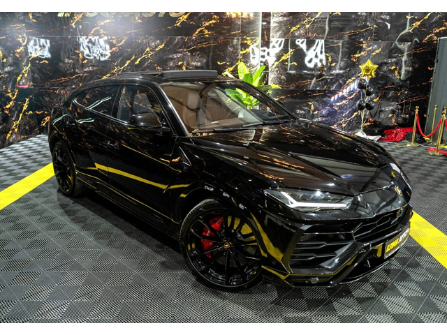 Lamborghini Urus 4.0 V8 FULL BLACK EDITION DOWNPIPE ЛИЗИНГ 100% - автомобили, коли, обяви за нови и употребявани 4