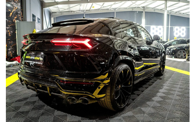 Lamborghini Urus 4.0 V8 FULL BLACK EDITION DOWNPIPE ЛИЗИНГ 100% - автомобили, коли, обяви за нови и употребявани 8