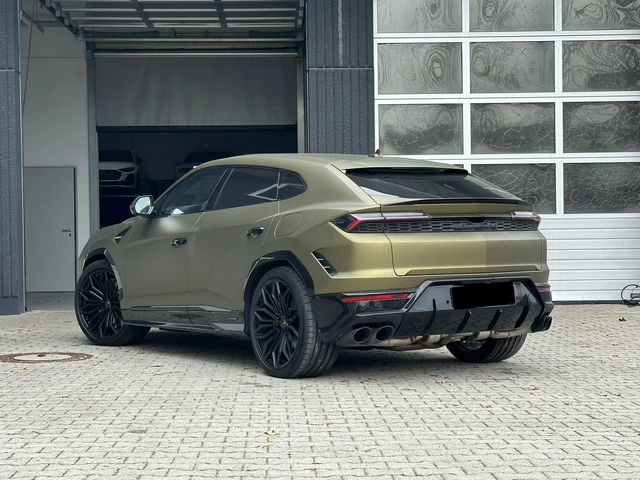 Lamborghini Urus SE - автомобили, коли, обяви за нови и употребявани 4