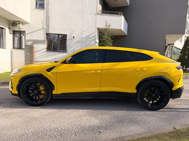 Lamborghini Urus - автомобили, коли, обяви за нови и употребявани 3