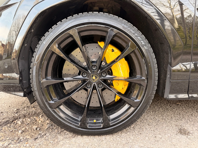 Lamborghini Urus - автомобили, коли, обяви за нови и употребявани 15
