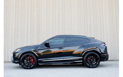lamborghini-urus - 1