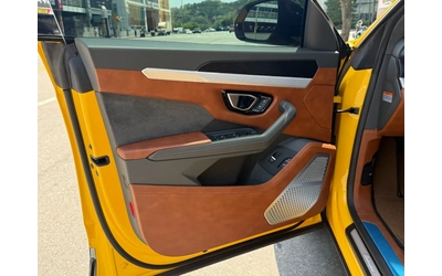 lamborghini-urus - 5