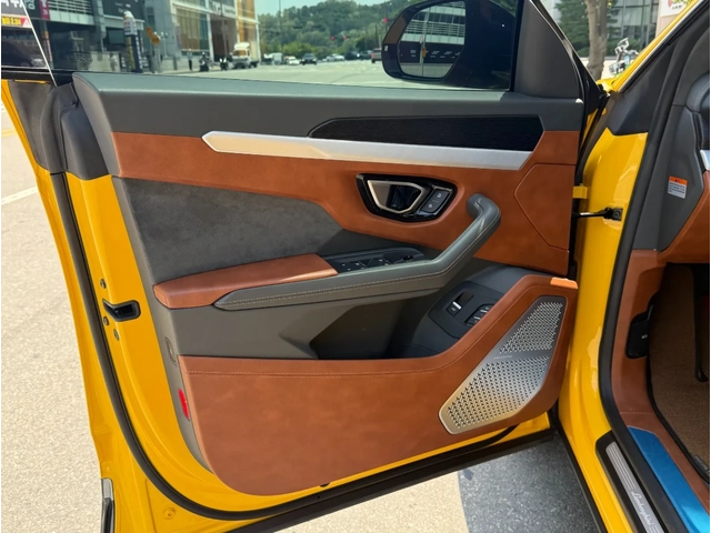 Lamborghini Urus - автомобили, коли, обяви за нови и употребявани 5