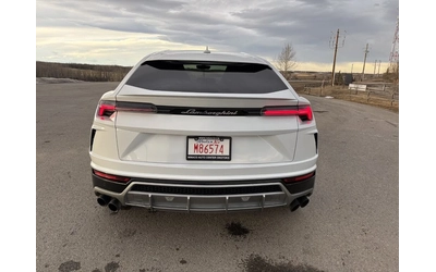 lamborghini-urus - 3