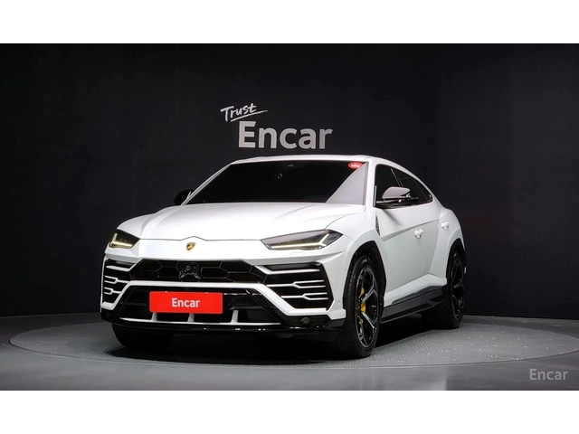 Lamborghini Urus 4.0 V8 - автомобили, коли, обяви за нови и употребявани 0