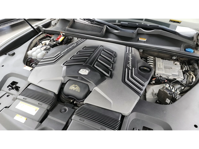 Lamborghini Urus 4.0 V8 - автомобили, коли, обяви за нови и употребявани 14